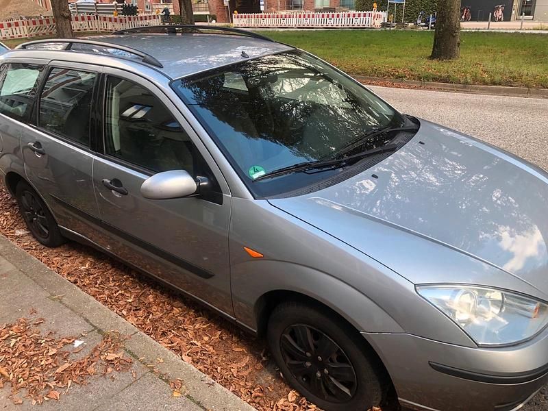 Silber Gebraucht 2003 Ford Focus Kombi | 1.250 € (Fairer Preis) - Bild 1/4