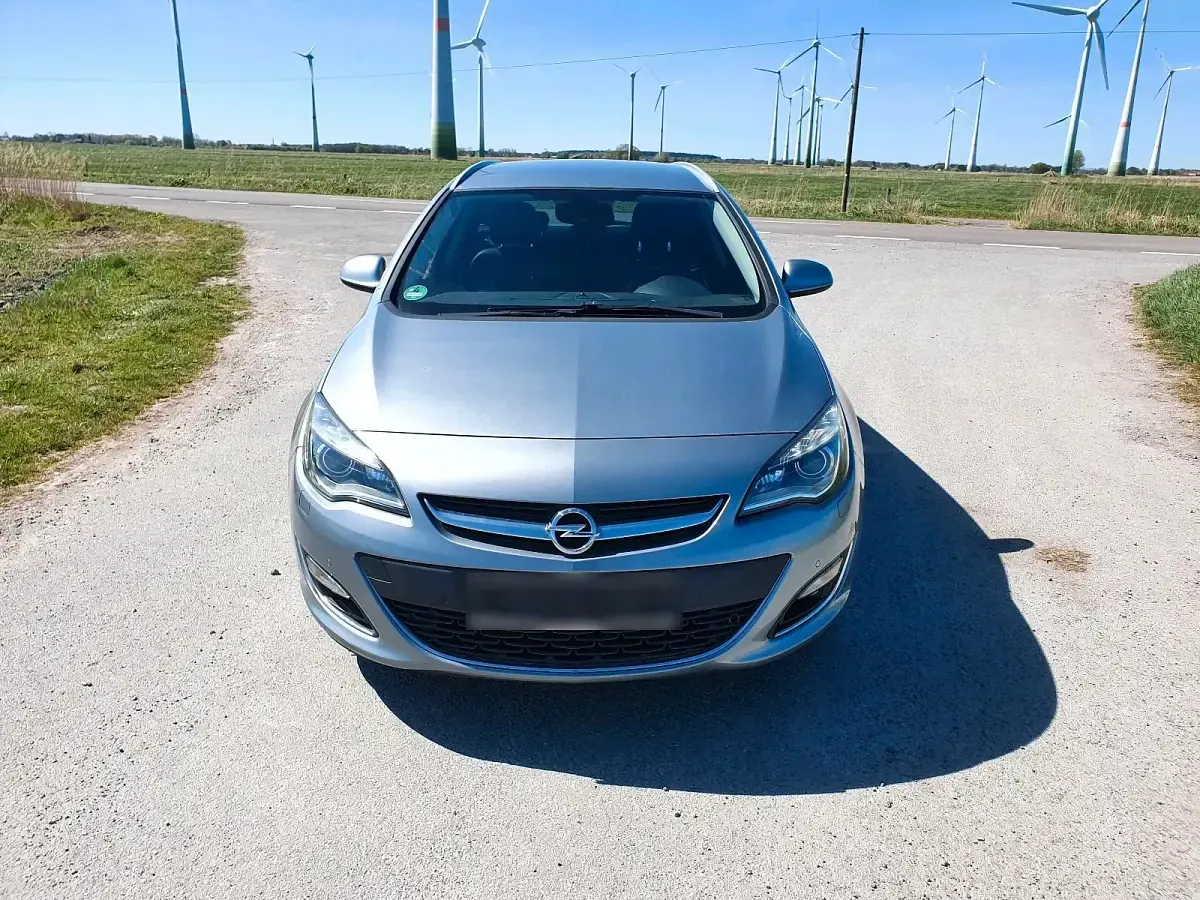 Usata Opel Astra 165 CV (121 kW) 2014 Grigio Station wagon