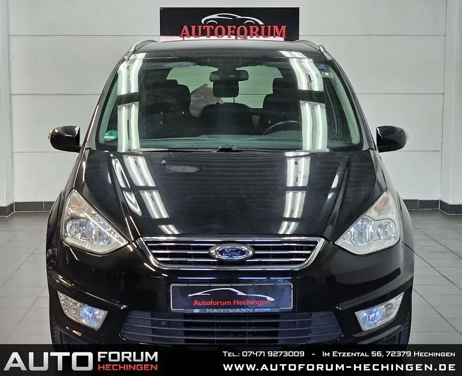 Gebraucht Ford Galaxy Ambiente 145 PS (106 kW) 2012 Pantherschwarz Van / Kleinbus