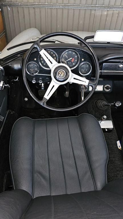 Gebraucht Alfa Romeo 2600 145 PS (106 kW) 1963 Weiß Cabrio