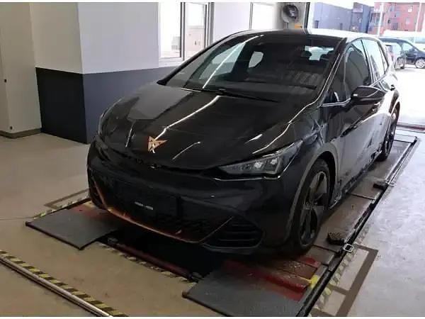 Second-hand Cupra Born 169 kW (231 CP) 2024 Gri Hatchback