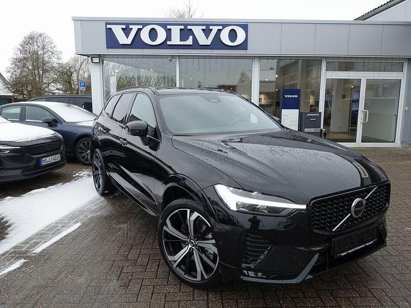 Gebraucht Volvo XC60 Plus 250 PS (183 kW) 2025 Schwarz SUV