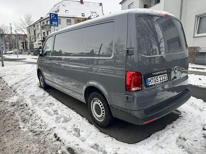 Gebraucht VW Transporter 150 PS (110 kW) 2020 Grau Van