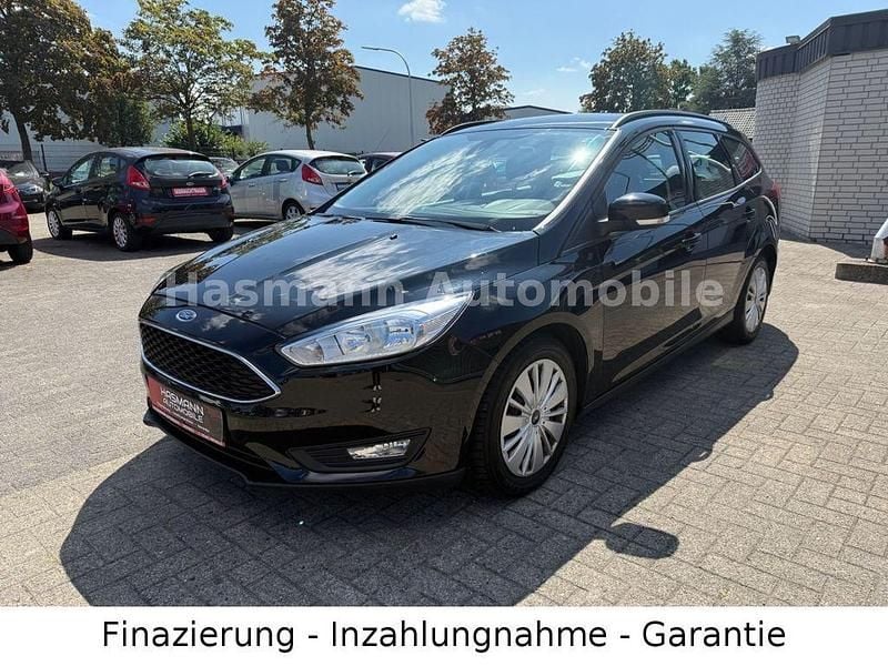 Schwarz Gebraucht 2016 Ford Focus Business Edition Limousine | 10.999 € (Etwas zu teuer) - Bild 1/4