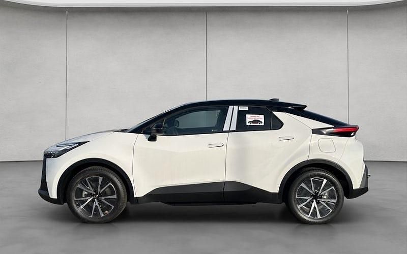 Neu Toyota C-HR 223 PS (164 kW) 2025 Weiß SUV