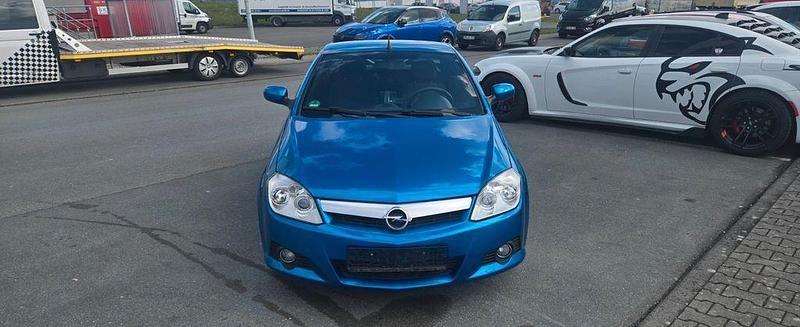 Gebraucht Opel Tigra Enjoy 90 PS (66 kW) 2006 Blau Cabrio