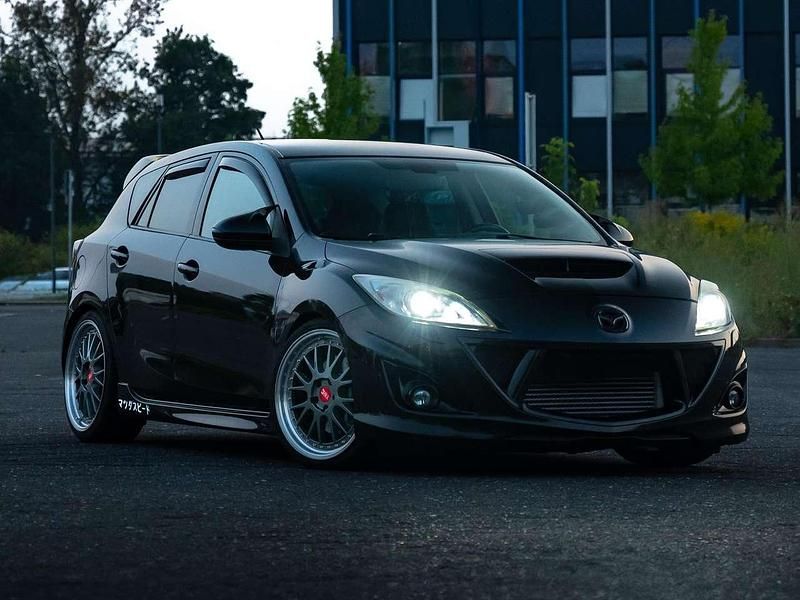 Schwarz Gebraucht 2009 Mazda 3 Limousine | 9.800 € - Bild 1/4