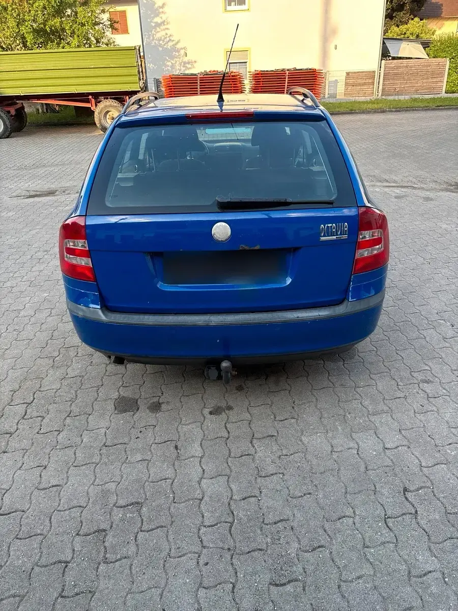 Gebraucht Skoda Octavia 104 PS (76 kW) 2007 Blau Kombi