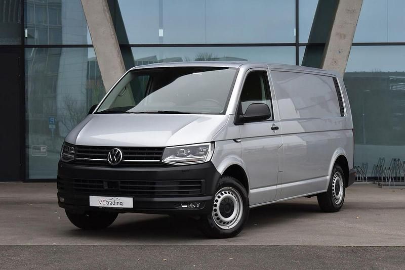 Gebraucht VW T6.1 150 PS (110 kW) 2019 Silber Van
