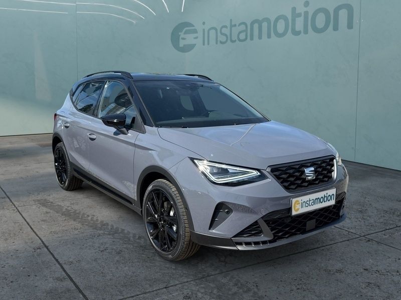 Grau Neu 2025 Seat Arona FR SUV | 29.980 € (Teuer) - Bild 1/4
