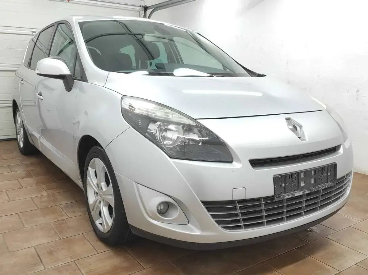 Gebraucht Renault Scénic III 131 PS (96 kW) 2010 Platingrau Van / Kleinbus