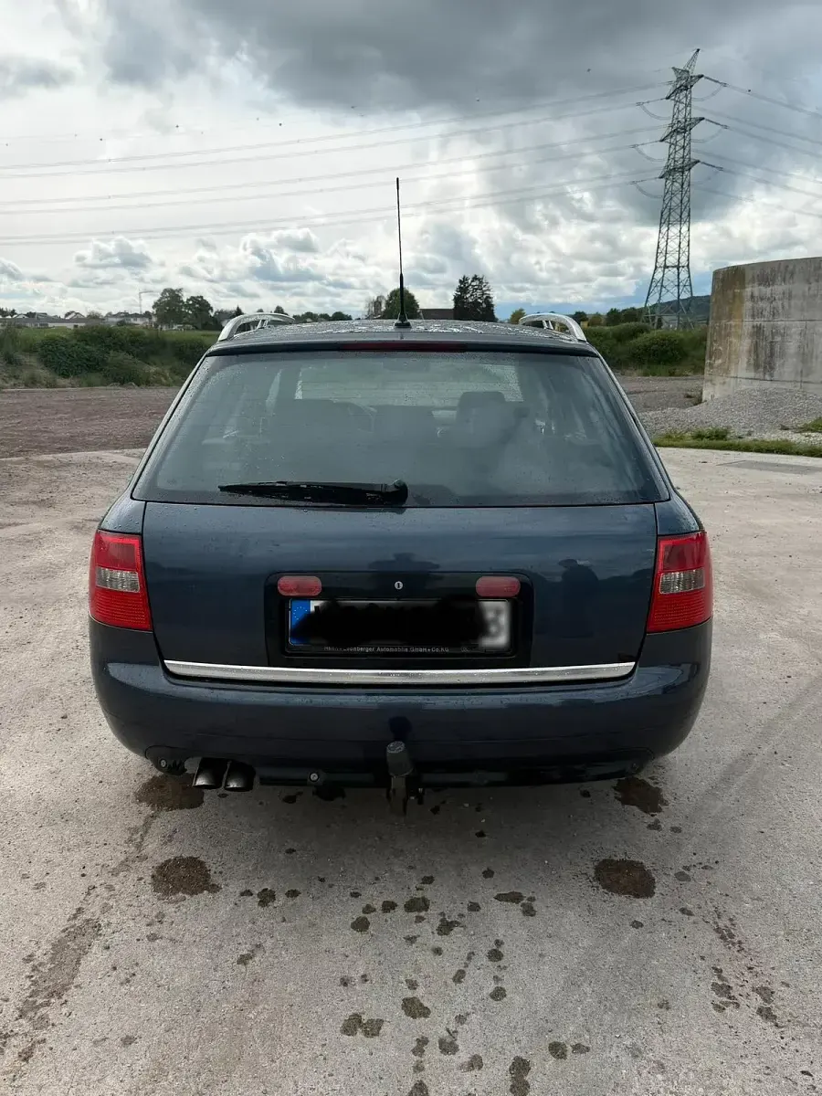 Brugt Audi A6 163 HK (119 kW) 2003 Blå Stationcar