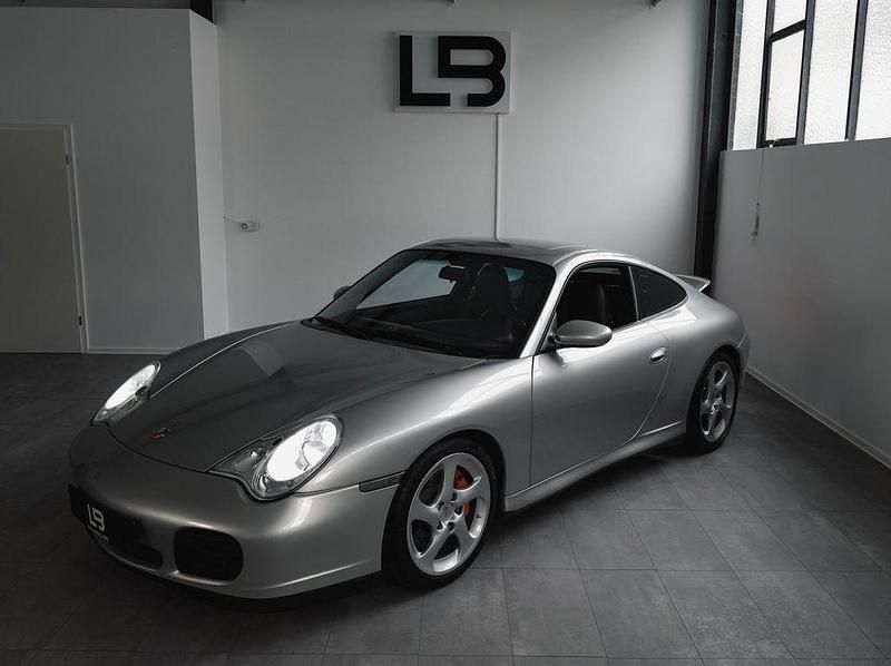 Gebraucht Porsche 911 Carrera 4S 320 PS (235 kW) 2005 Arktissilber metallic Coupé