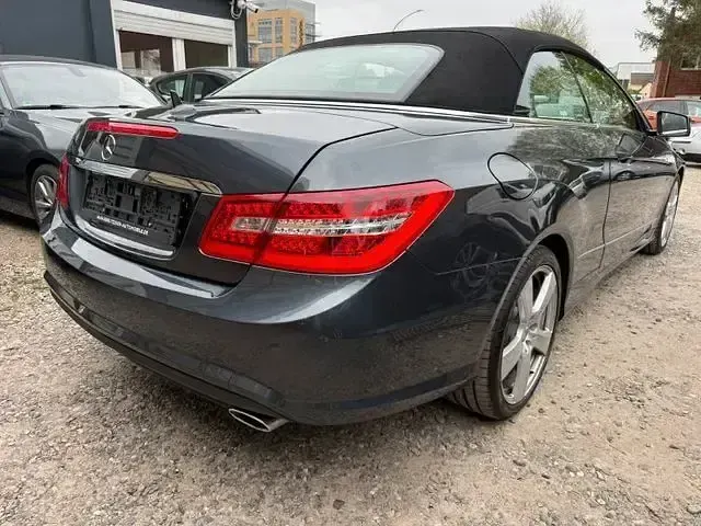 Gebraucht Mercedes E350 306 PS (225 kW) 2013 Tenoritgrau Cabrio
