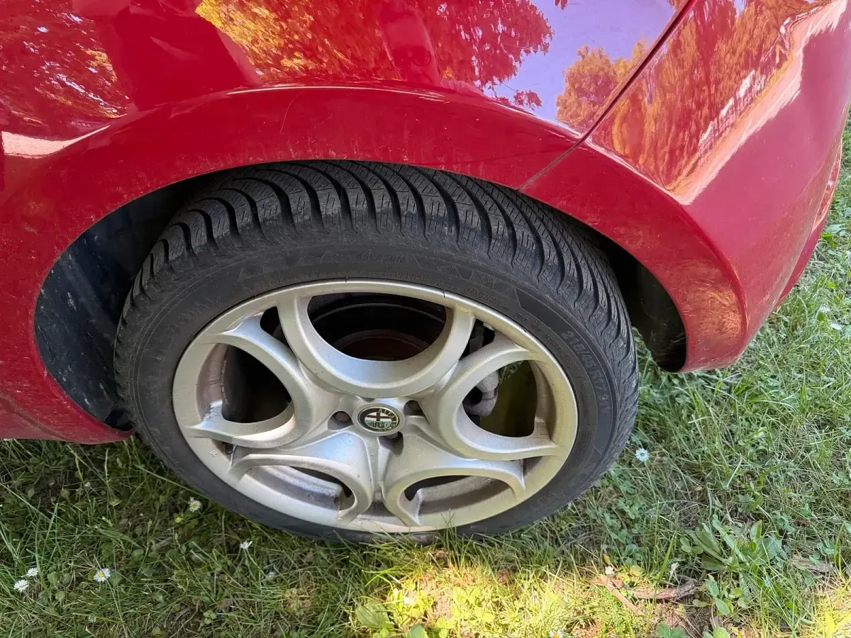 Gebraucht Alfa Romeo MiTo 105 PS (77 kW) 2011 Rot Kleinwagen
