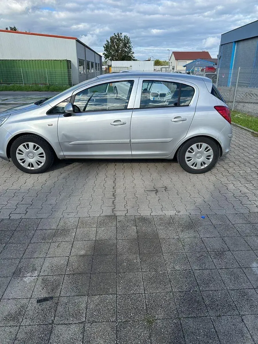 Gebraucht Opel Corsa 80 PS (58 kW) 2007 Kleinwagen