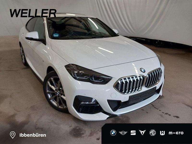 Alpinweiss iii (weiß) Gebraucht 2024 BMW 218 M Sport Coupé | 30.655 € (Fairer Preis) - Bild 1/4