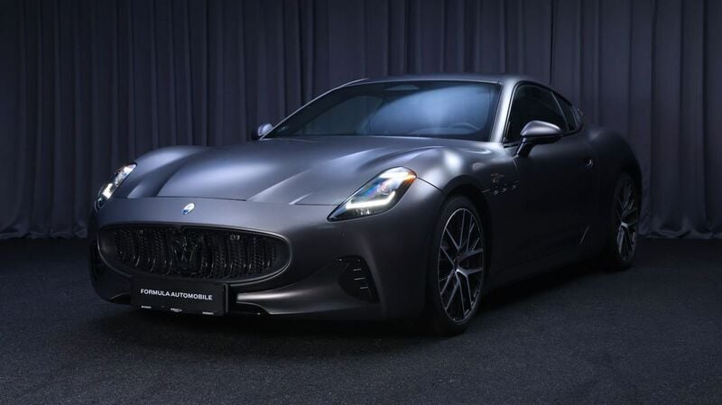 Grau Gebraucht 2023 Maserati Granturismo Coupé | 160.650 € (Fairer Preis) - Bild 1/4