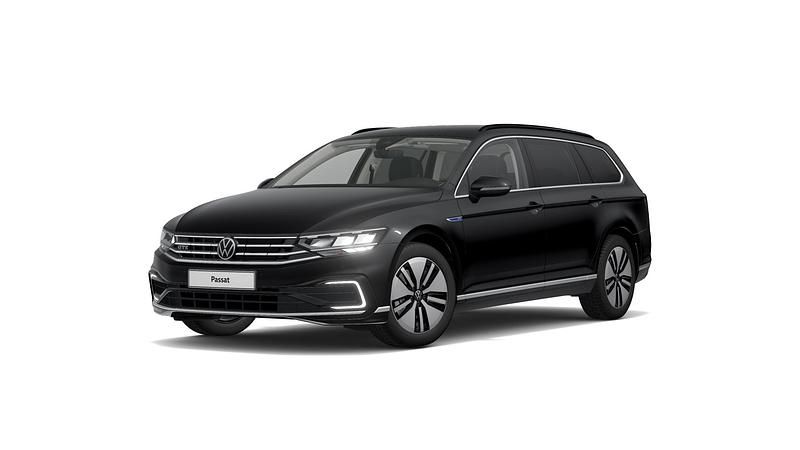 Deep black (metallic) Gebraucht 2022 VW Passat GTE Kombi | 25.488 € (Guter Preis) - Bild 1/4