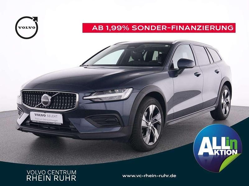 Gebraucht Volvo V60 CC Plus 197 PS (144 kW) 2023 Blau Kombi