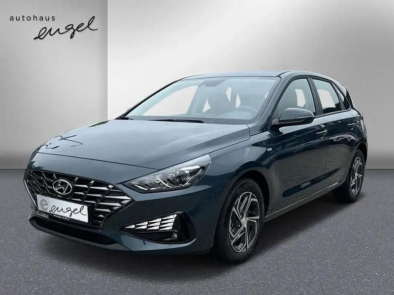 Teal blue Gebraucht 2024 Hyundai i30 Select Limousine | 21.185 € (Guter Preis) - Bild 1/4