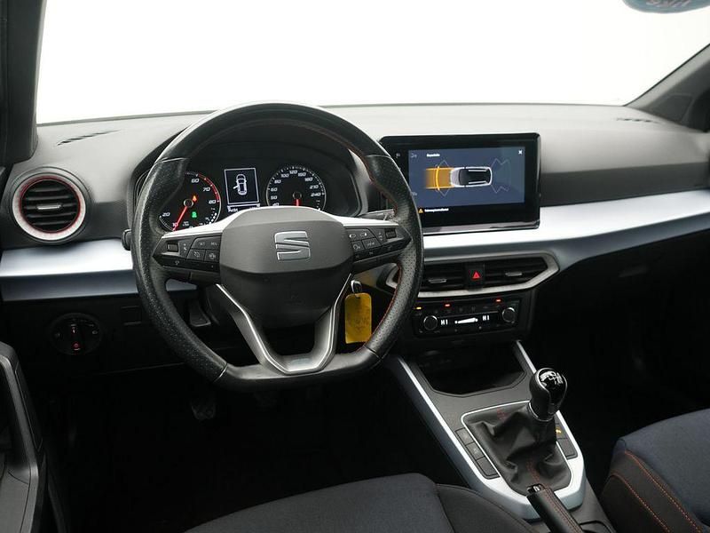Second-hand Seat Arona FR 90 CP (66 kW) 2023 Negru SUV