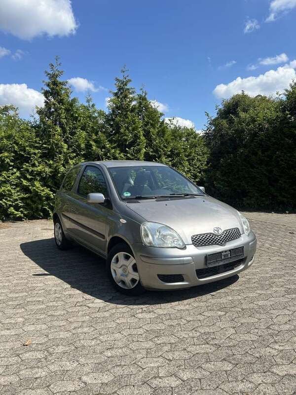 Gebraucht 2005 Toyota Yaris Sol Limousine | 1.750 € (Fairer Preis) - Bild 1/4