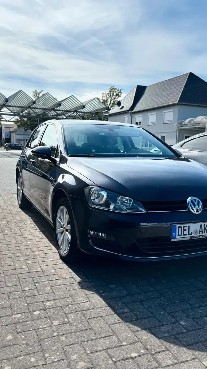 Gebraucht VW Golf VII LOUNGE 2015 Gold Kleinwagen