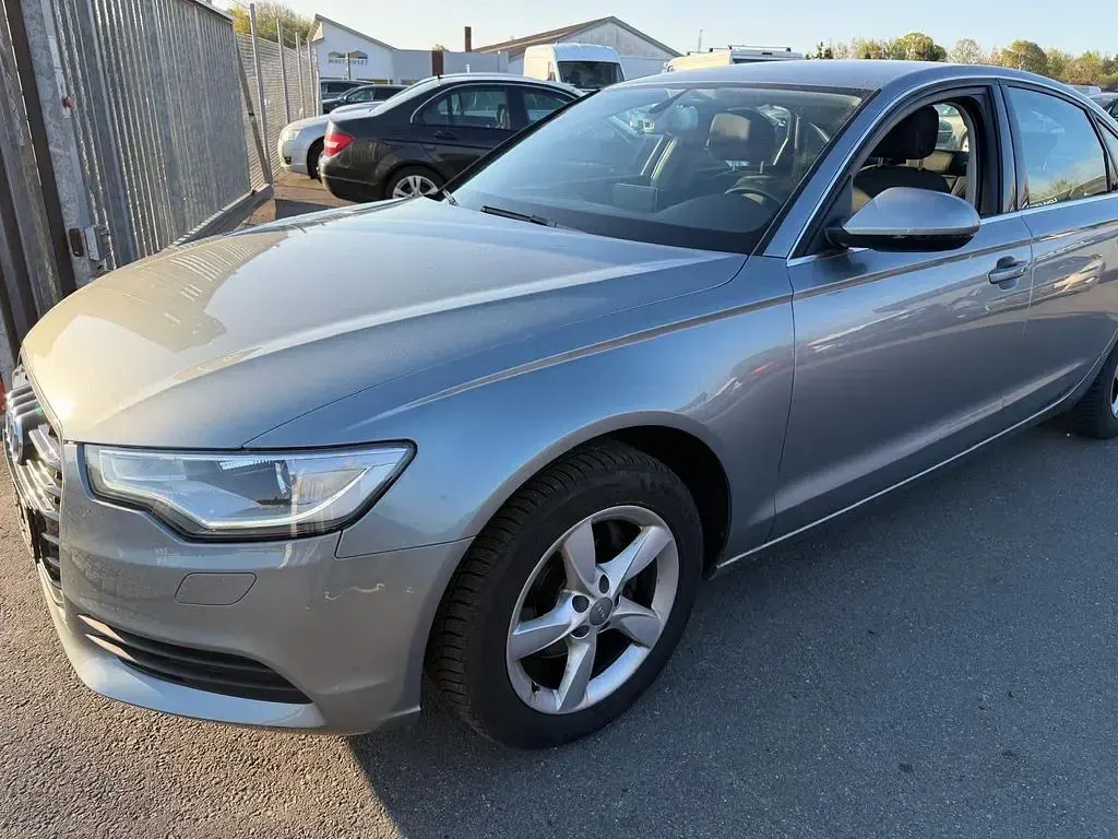 Gebraucht Audi A6 204 PS (150 kW) 2011 Grau Limousine