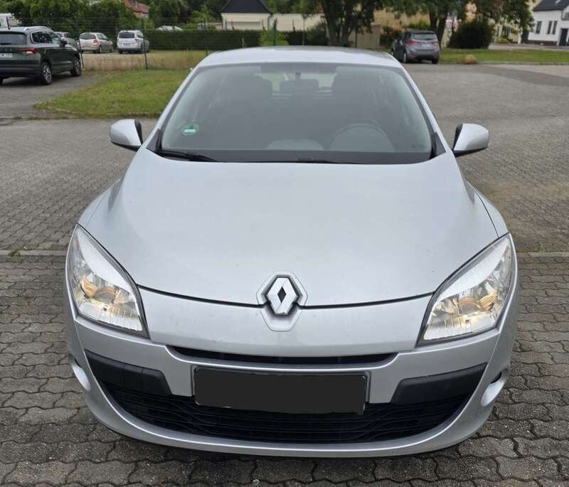 Gebraucht 2009 Renault Mégane III Expression Kleinwagen | 4.400 € (Fairer Preis) - Bild 1/4