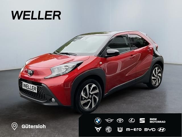 3u4)/ black mica (209) (rot Neu 2025 Toyota Aygo Kleinwagen | 17.980 € - Bild 1/3