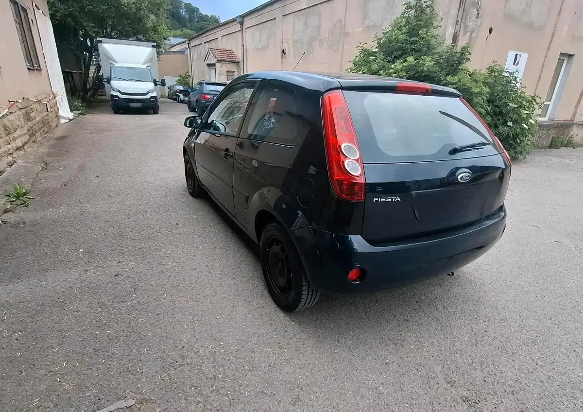 Gebraucht Ford Fiesta 60 PS (44 kW) 2008 Schwarz Kleinwagen