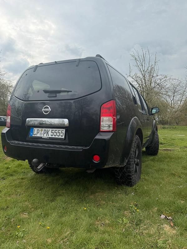 Gebraucht Nissan Pathfinder 171 PS (125 kW) 2007 Schwarz SUV