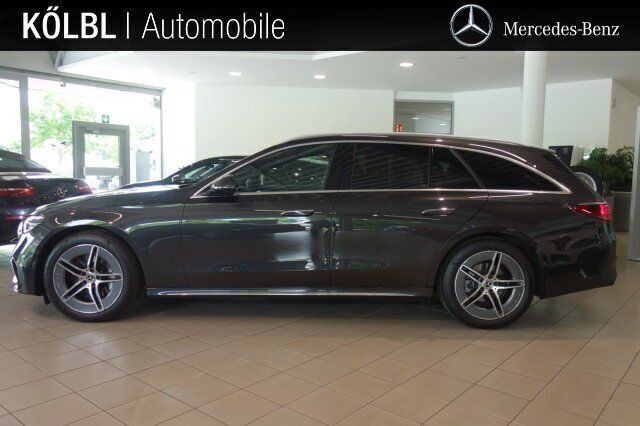Lack graphitgrau Gebraucht 2024 Mercedes E220 AMG Kombi | 58.980 € (Teuer) - Bild 1/4