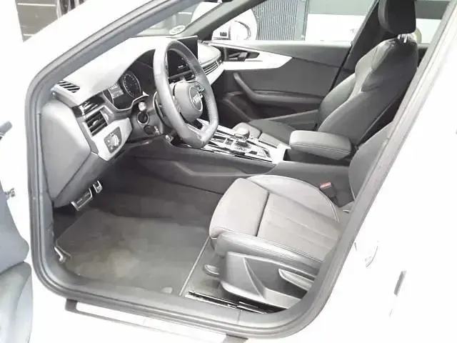 Occasion Audi A4 Ambiente 204 ch (150 kW) 2022 Blanc Break
