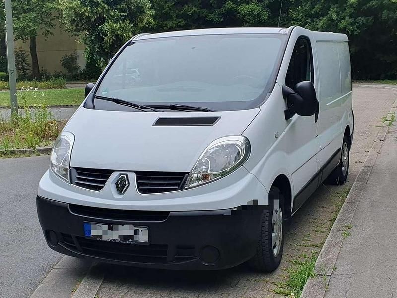 Weiß Gebraucht 2013 Renault Trafic Van | 7.000 € (Superpreis) - Bild 1/4