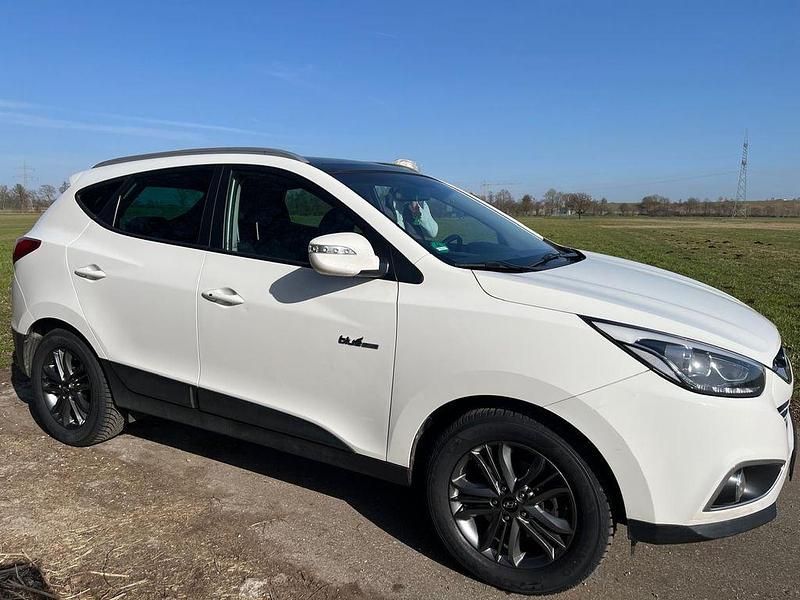 Gebraucht Hyundai Tucson Style 116 PS (85 kW) 2015 Weiß SUV