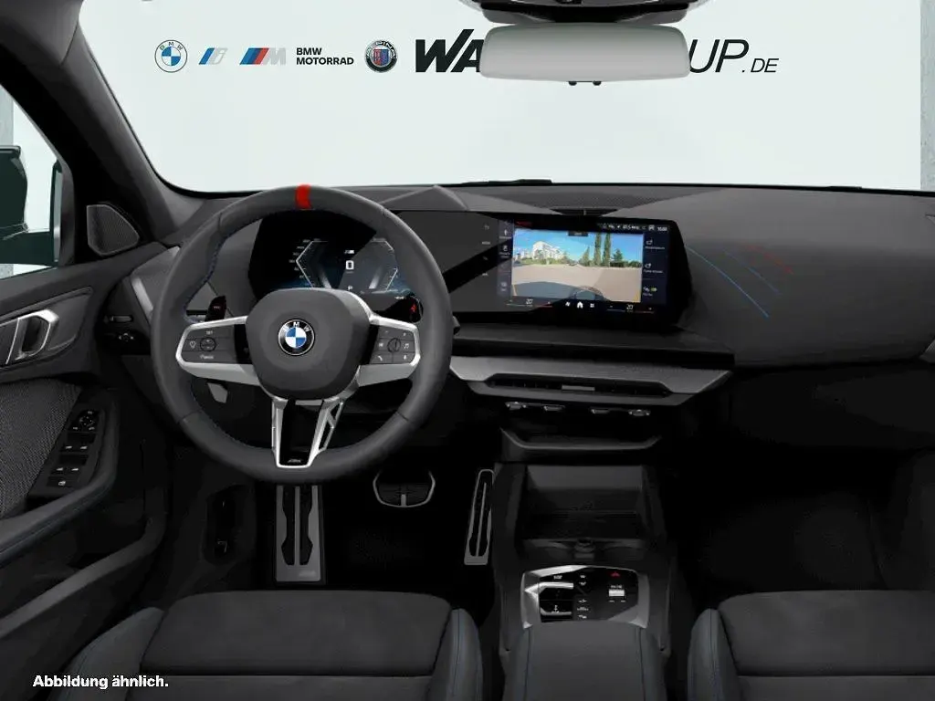 Neu BMW M135 Performance 300 PS (220 kW) 2026 Silber Kleinwagen