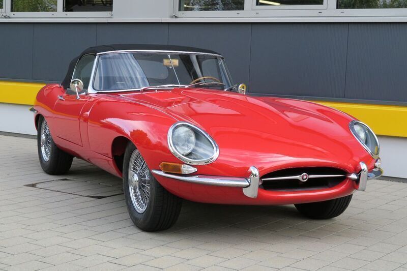 Rot Gebraucht 1964 Jaguar E-Type Cabrio | 139.900 € - Bild 1/4