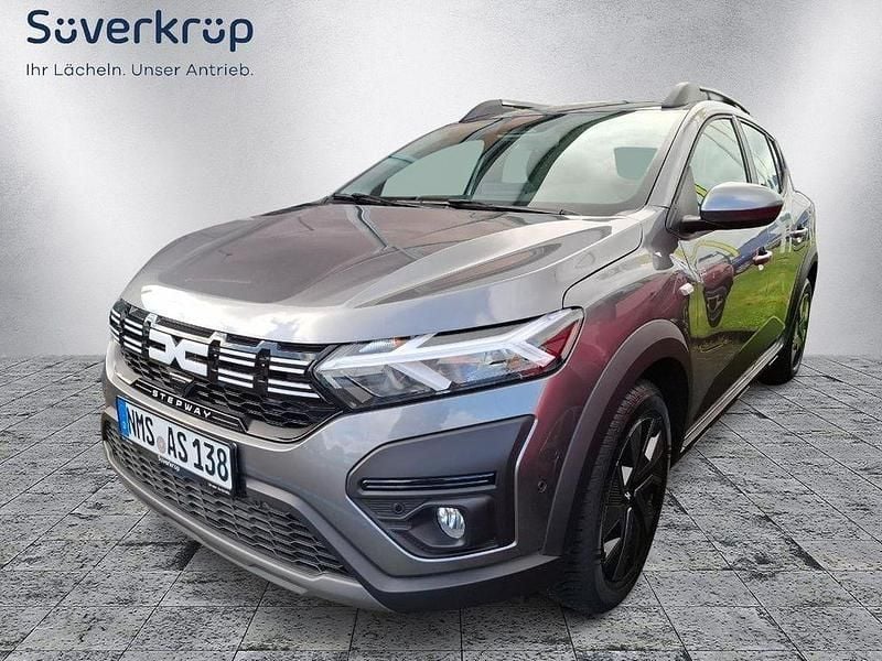 Gebraucht Dacia Sandero Expression 101 PS (74 kW) 2025 Grau Kleinwagen