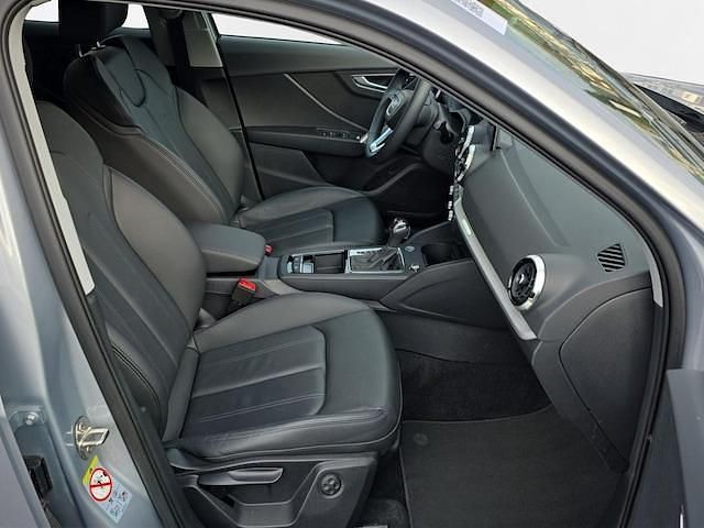 Second-hand Audi Q2 Advanced Plus 190 CP (139 kW) 2025 Argintiu SUV