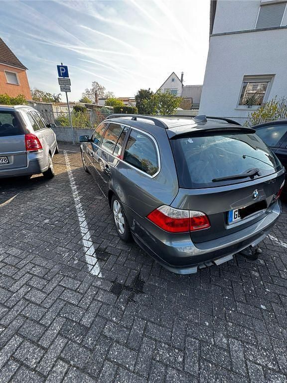 Grau Gebraucht 2005 BMW 525 Kombi | 1.700 € (Superpreis) - Bild 1/4
