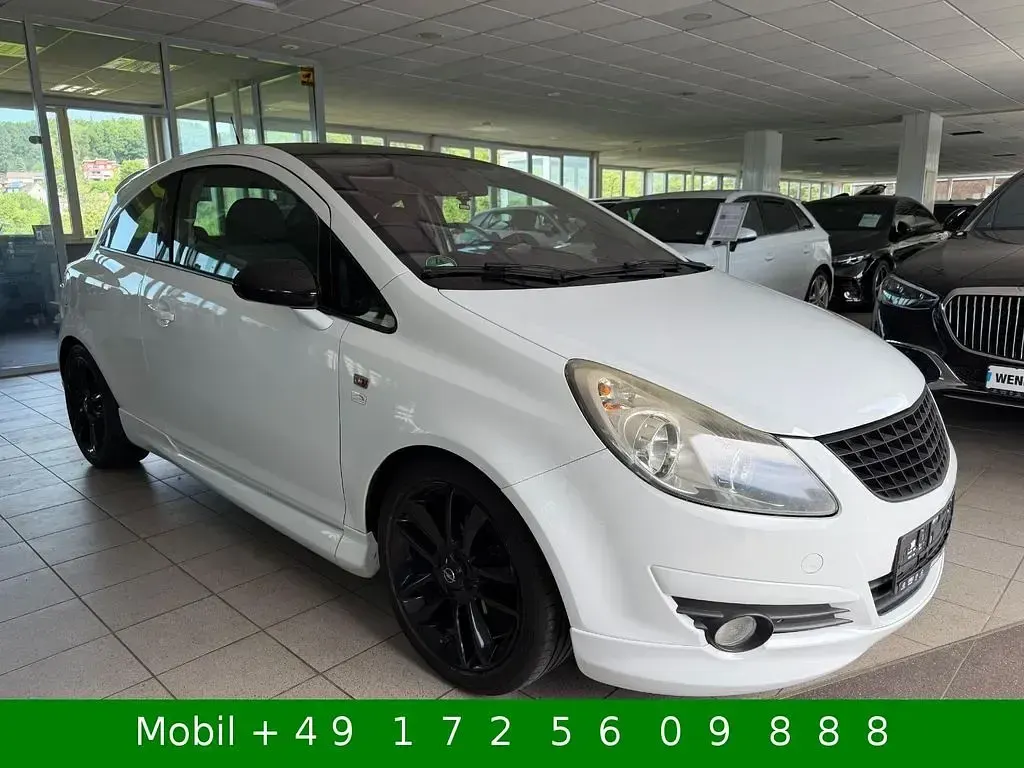 Gebraucht Opel Corsa Edition 90 PS (66 kW) 2009 Weiß Kleinwagen