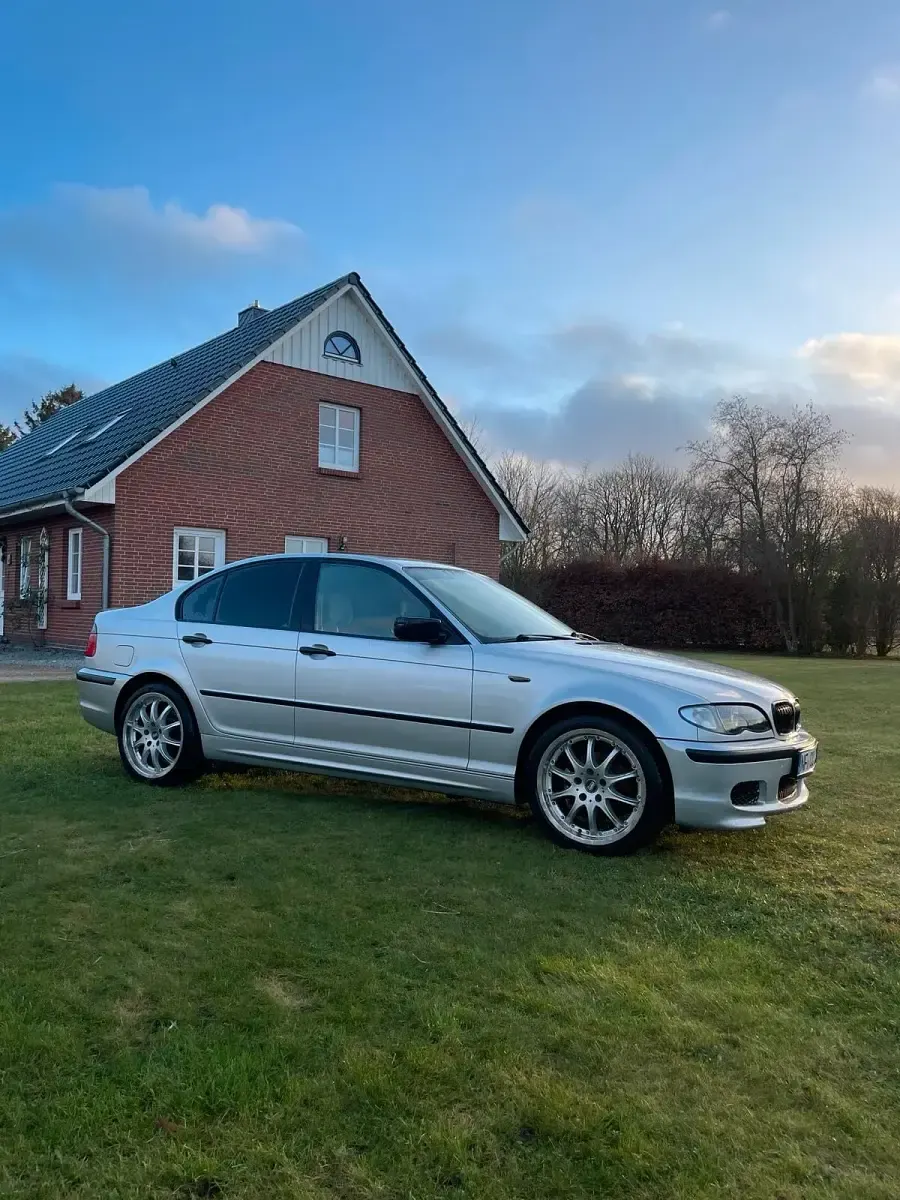 Gebraucht BMW 316 116 PS (85 kW) 2003 Silber Limousine