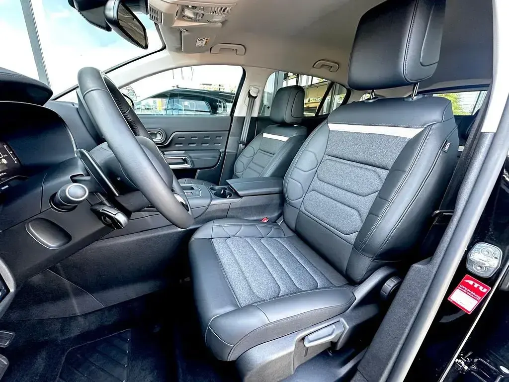 Gebraucht Citroën C5 131 PS (96 kW) 2026 Lackierung schwarz perla nera/ SUV