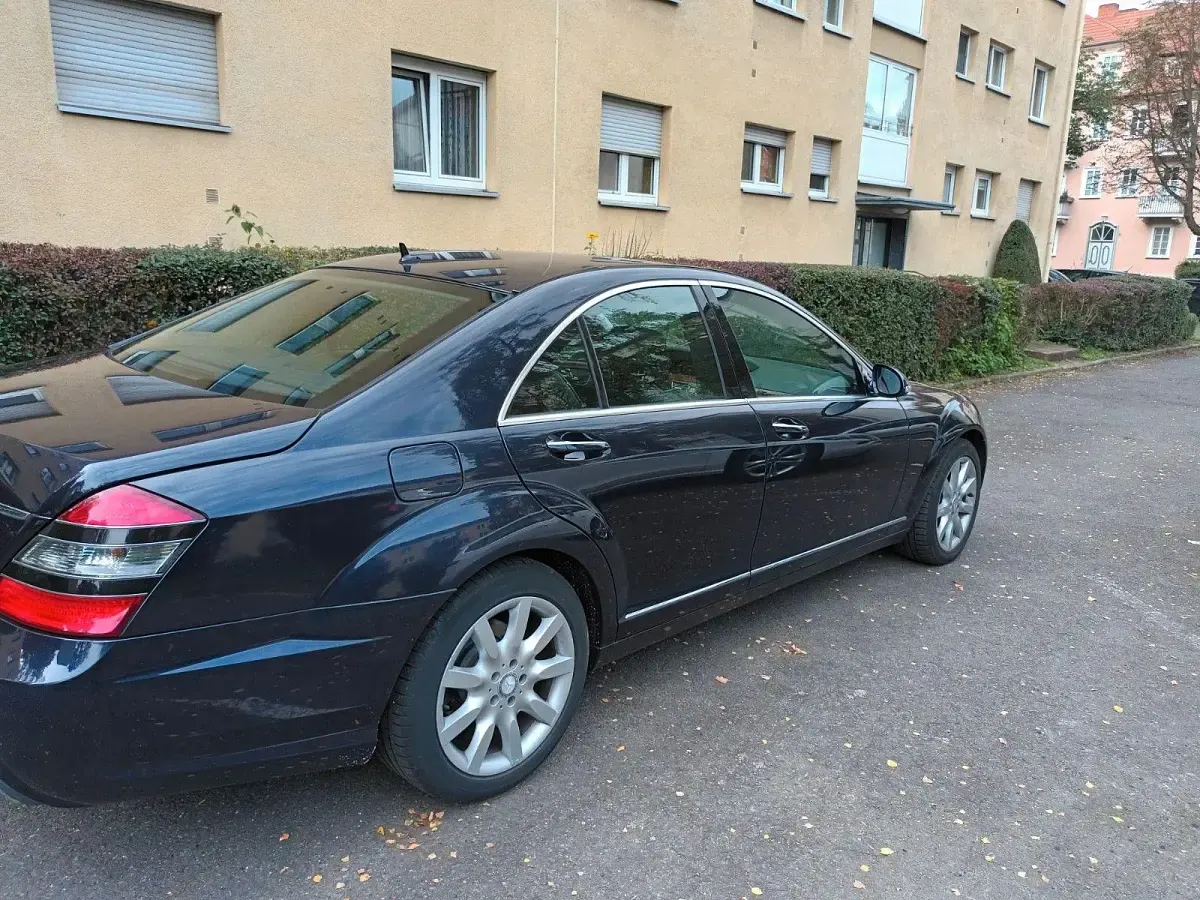 Gebraucht Mercedes S320 235 PS (172 kW) 2008 Blau Limousine