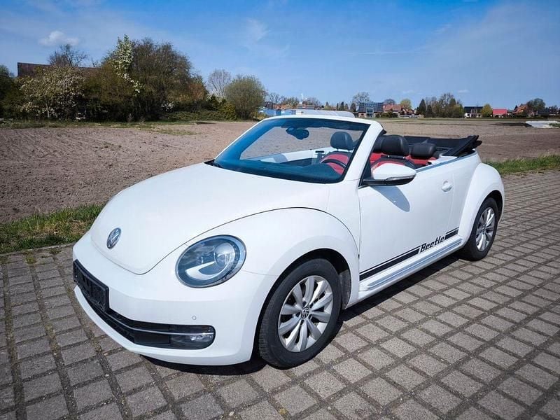 Gebraucht VW Beetle Design 150 PS (110 kW) 2015 Weiß Kleinwagen