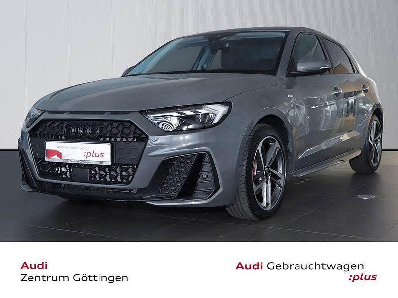 Chronosgrau metallic Gebraucht 2024 Audi A1 Sportback S-Line Kleinwagen | 27.380 € (Teuer) - Bild 1/4