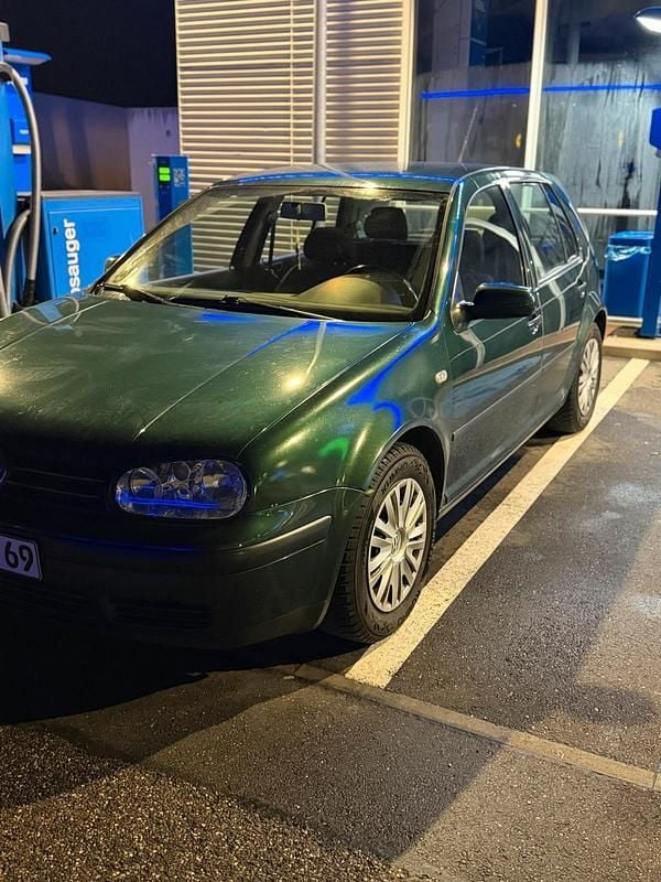 Gebraucht VW Golf IV 101 PS (74 kW) 2002 Grün Kleinwagen