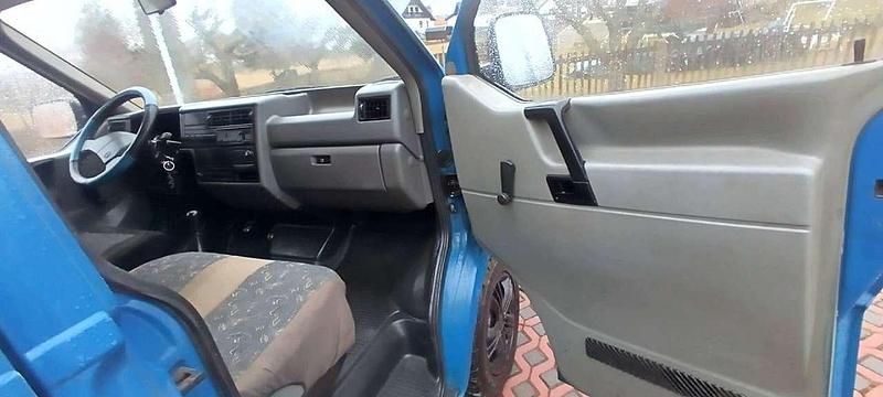Gebraucht VW T4 60 PS (44 kW) 1995 Blau Van